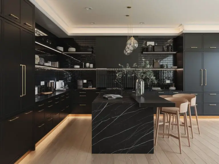 Black Kitchen Decor